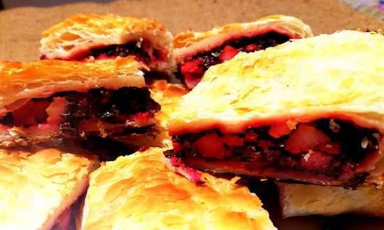 Pie with beetroot tops, chives, aveluk and sludge