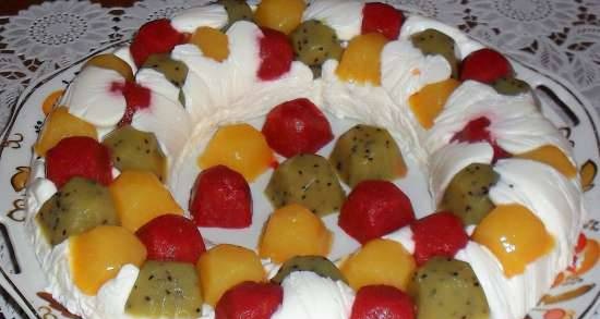 Light curd-yoghurt dessert with fruit gummies on agar