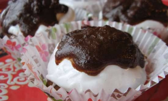 Chocolate cupcakes with protein cream in glaze