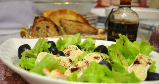 Salad with soft cheese in sesame, grapes and balsamic