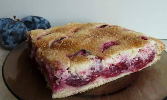 Plum cake with curd filling
