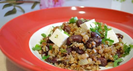 Buckwheat with onions, beans and homemade soft cheese