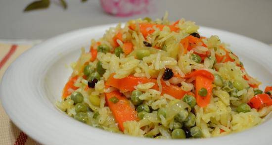 Rice with vegetables and green peas (for vegetarians)