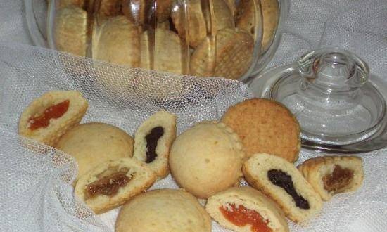 Assorted shortbread cookies with dried fruits