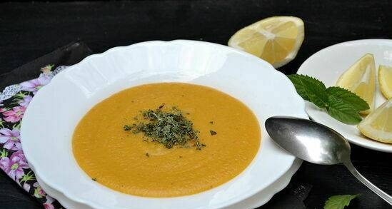 Lentil soup "Merchi"