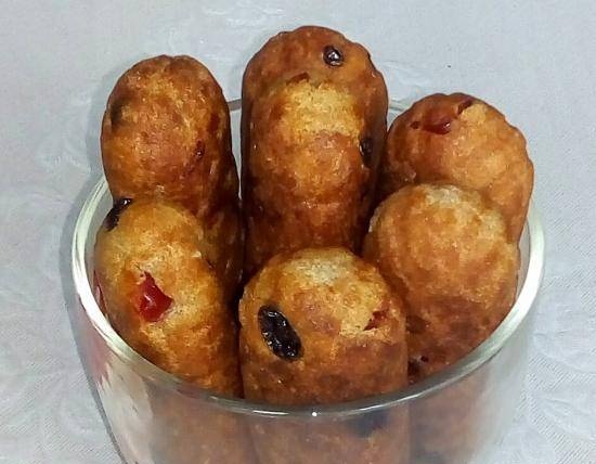 Whole grain curd sticks with dried fruits in Galaxy sausage