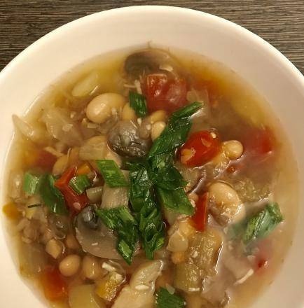 Minestrone in a slow cooker