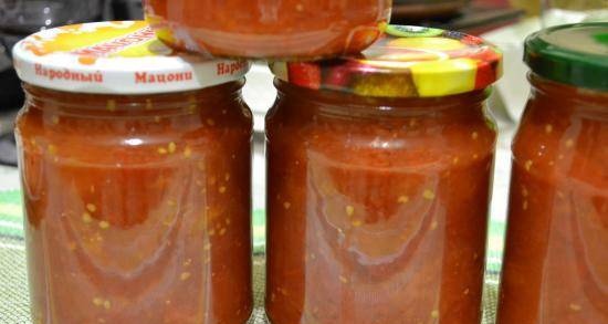 Canned tomatoes in wedges (without sterilization)
