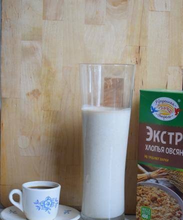 חלב שיבולת שועל בבלנדר מרק דובריניה