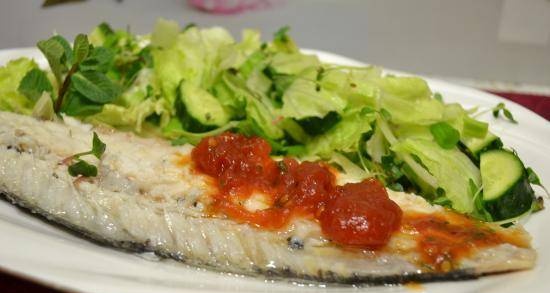 Steamed seabass with red sauce and green salad