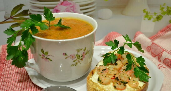 Vegetable puree soup with Belgian sandwich