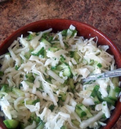 Snow White salad (with green onions)