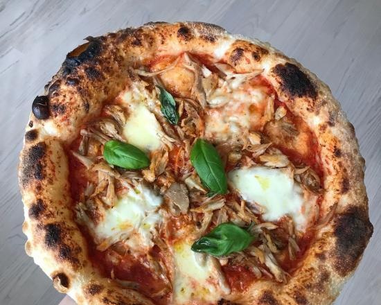Neapolitan pizza in the oven