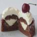 Cupcakes de chocolate con crema agria (+ video)