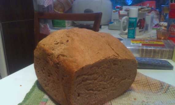 Pan de trigo y centeno Polyushko (panificadora)