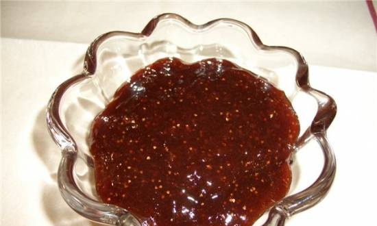 Cherry sauce with balsamic vinegar for meat