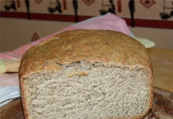 לחם שיפון חיטה עם קמח פשתן, סובין ושמיר מיובש