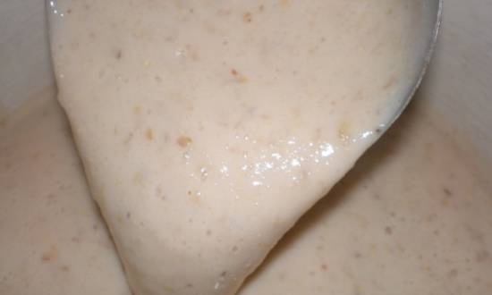 Creamy pearl barley and milk soup