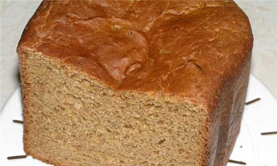 לחם שחור עם פלפל אדום (יצרנית לחם)