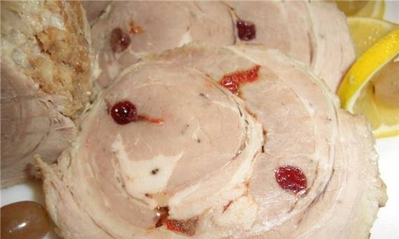 Pork roll with cranberries in beer (Cuckoo 1054)