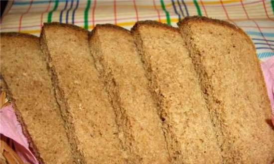 Wholegrain wheat-rye bread with apple jam