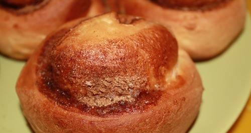 Cinnamon buns (Richard Bertinier's pastry)