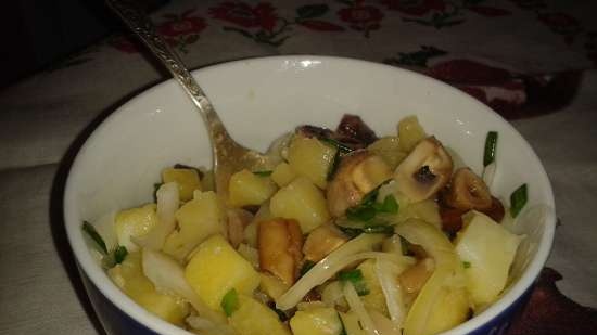 Ensalada de patatas y setas saladas (magra)