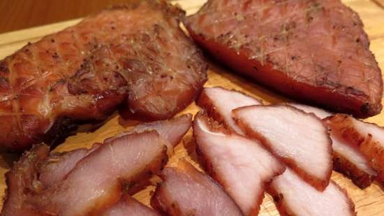 Vlees in marinade, gedroogd in een elektrische droger