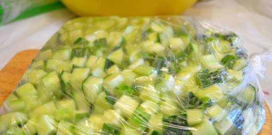 Fresh cucumbers (for laying in the freezer)