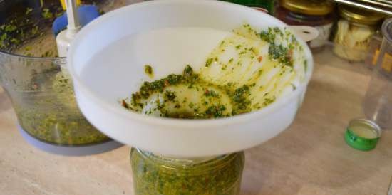 Pasta do gotowania Pietruszka miętowa w oliwie z oliwek