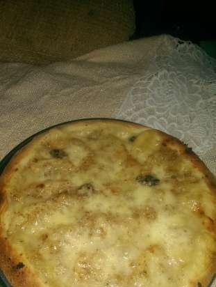 Pizza med pære og gorgonzola