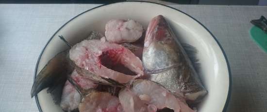 Zsidó töltött hal (családi receptünk)