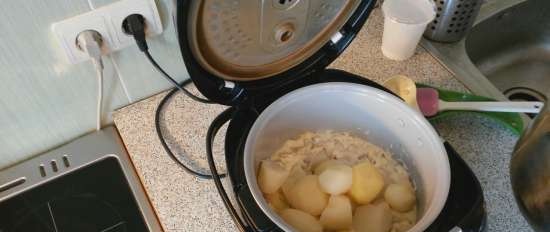 Aardappelen met champignons in zure room
