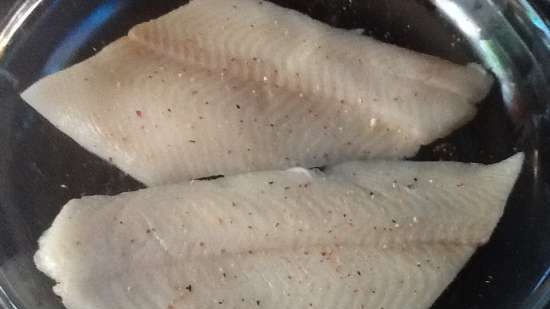 Filetto di halibut (al forno o al vapore) sotto un mantello vegetale con olio speziato (nasturzio)