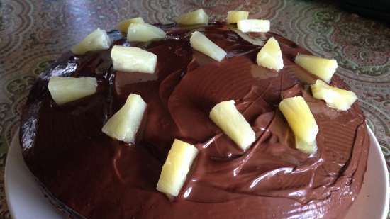Cupcake con glaseado de piña y chocolate en multicocina BORK U700