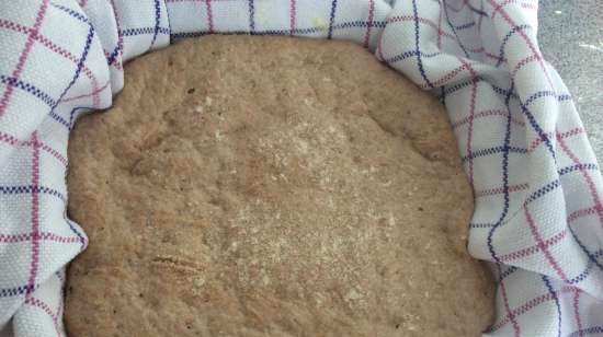 Adi Safran házi teljes kiőrlésű kenyere