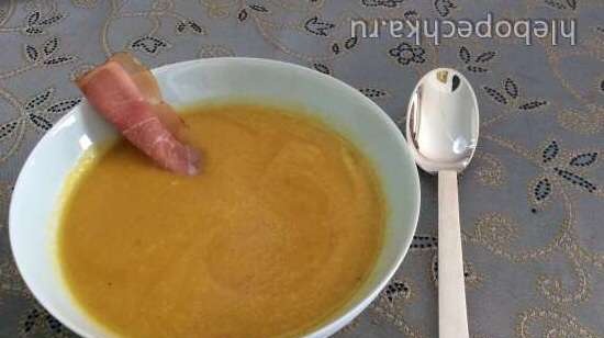 Carrot and ginger soup (German recipe)