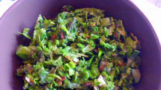 Zöld spárga saláta gombamártással és Mesclin salátával