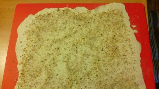 A la baklava tekercs kész leveles tésztából (tésztahengerlő géppel)
