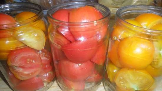 Microwave pickled tomatoes