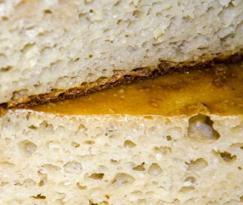 Pan de trigo de masa madre sin amasar