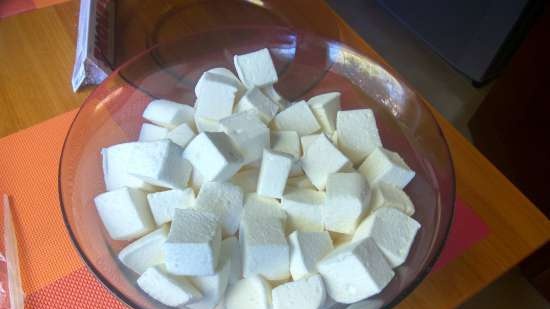 Marshmallow with coconut