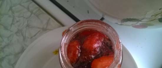 Confettura extra di fragole e basilico