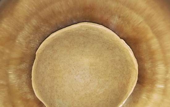 Teljes kiőrlésű gombóc burgonyapürével fokhagymás-olívás mártásban (Sagad gombóc, tészta gép