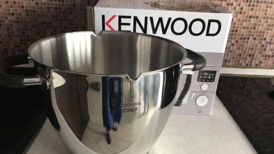Maszyna kuchenna Kenwood: praca z załącznikami