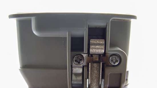 Improvement - iron latch of the dispenser on a 3D printer.