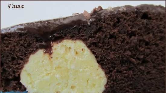 Csokoládé torta túrós golyóval