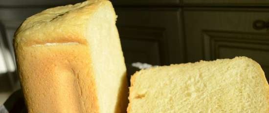 Redmond RBM-1908. francia kenyér