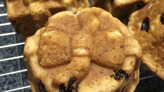 Cottage cheese muffins met rozijnen in Garland