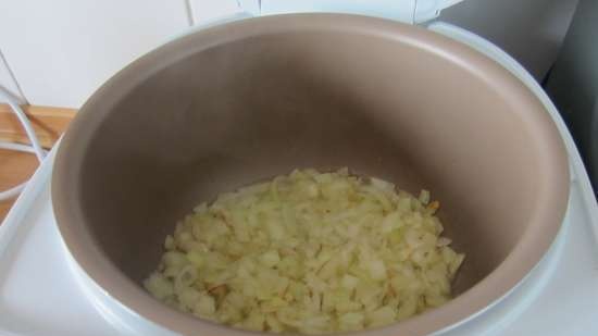 Zucchine in umido con verdure e riso nel multicooker Philips HD3036